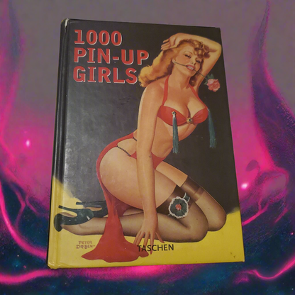 1000 Pin-Up Girls