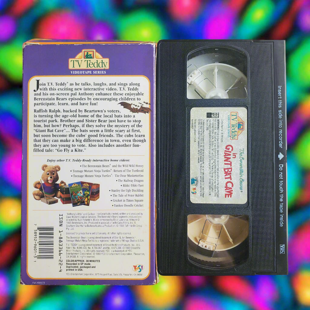 The Berenstain Bears in Giant Bat Cave VHS